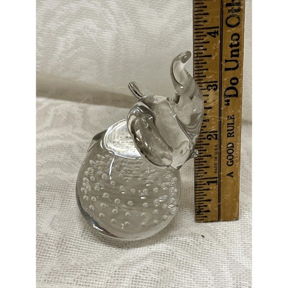 Art Glass Elephant With Controlled Bubbles Paperweight I.W.Rice Co. No Tags 3.5" - Picture 8 of 8